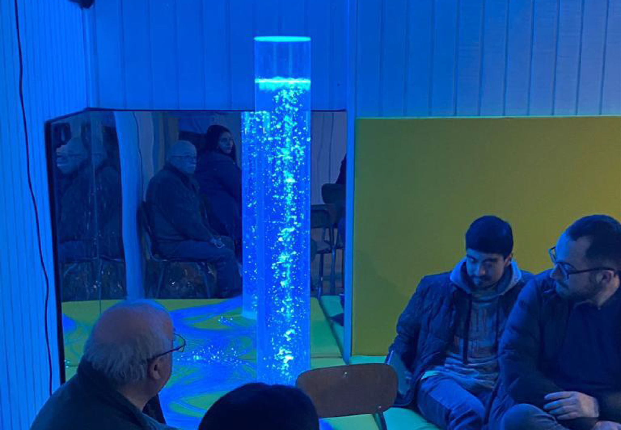 Instalamos la primera sala multisensorial en una escuela pública en Chile