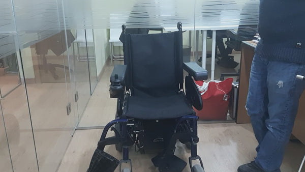 Silla de Ruedas Eléctrica Estándar CTM HS 6500